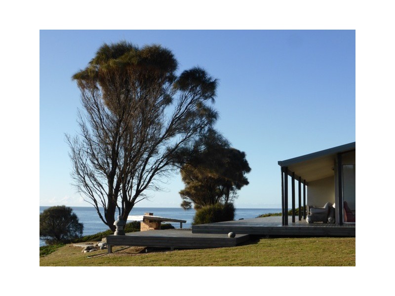 21174 Tasman Highway, Chain Of Lagoons TAS 7215