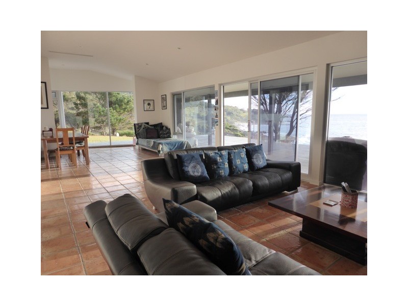 21174 Tasman Highway, Chain Of Lagoons TAS 7215