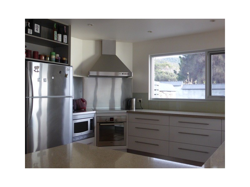 21174 Tasman Highway, Chain Of Lagoons TAS 7215