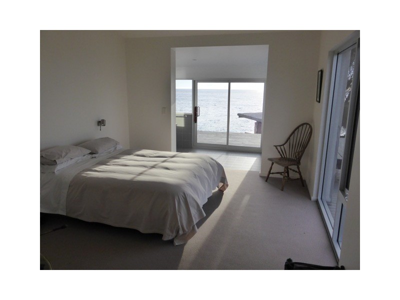 21174 Tasman Highway, Chain Of Lagoons TAS 7215