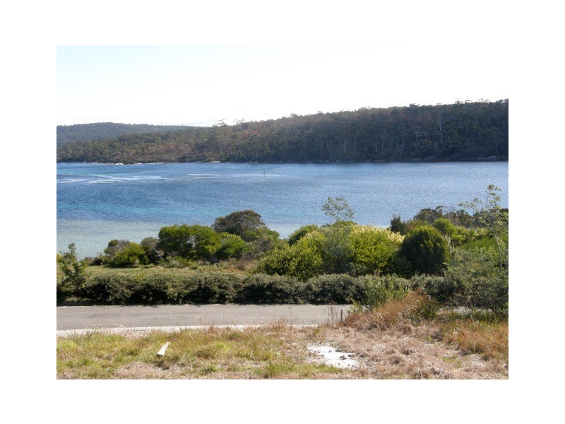 94 Kiama Parade, Akaroa TAS 7216