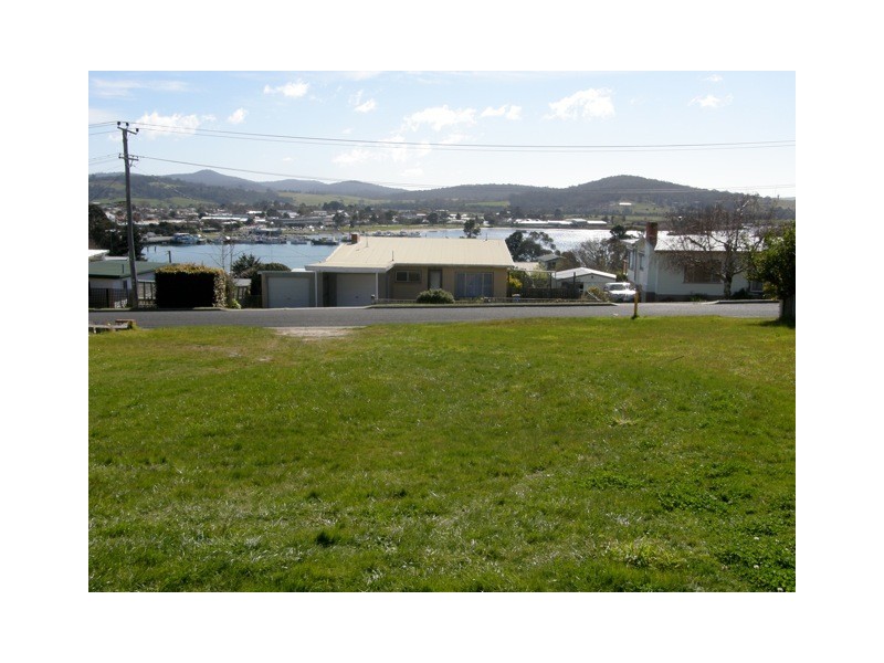 8 Homer Street, St Helens TAS 7216