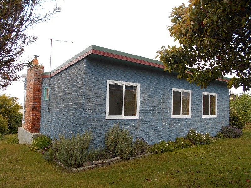 19 Pringle Street, Scamander TAS 7215