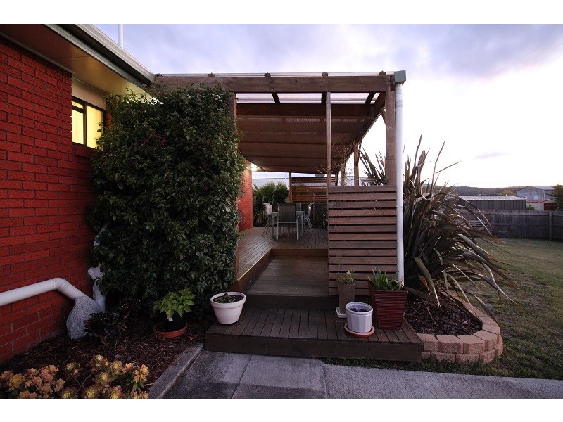 17 Cameron Street, St Helens TAS 7216