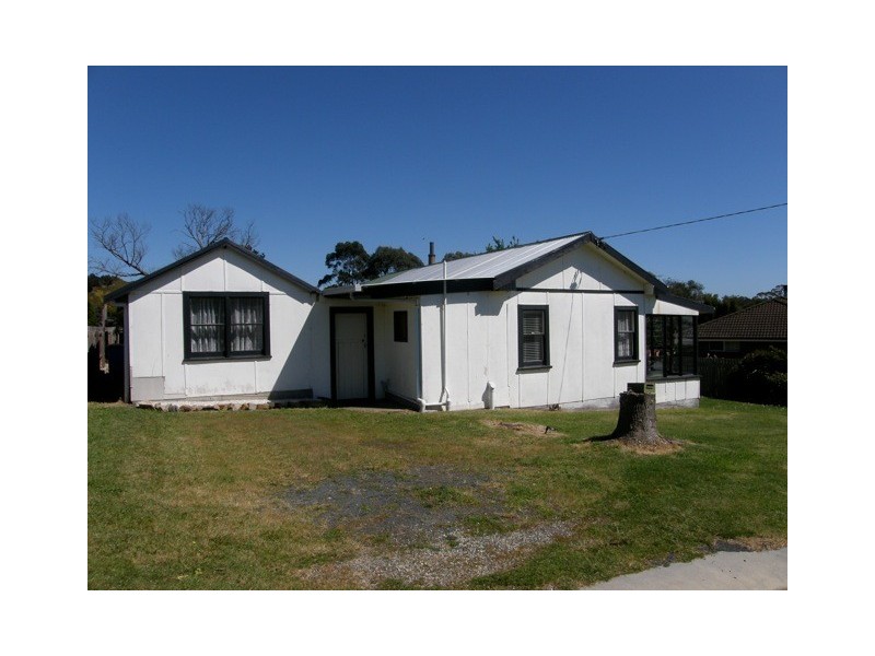 16 Perseus Street, St Helens TAS 7216