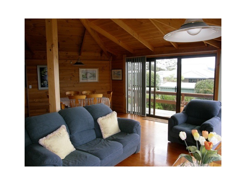 17 Coffey Drive, Binalong Bay TAS 7216