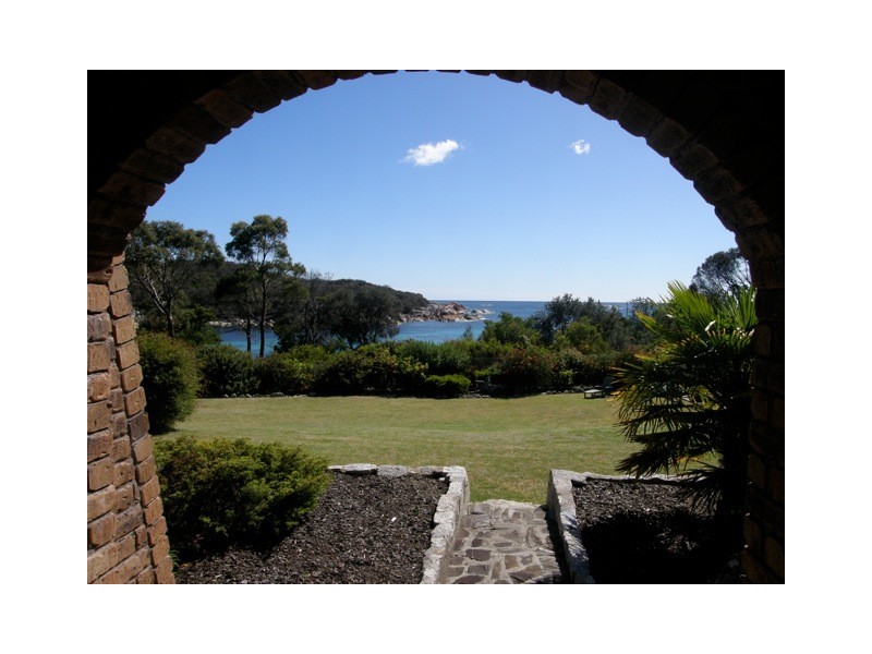 16-18 Seaton Cove Road, Binalong Bay TAS 7216