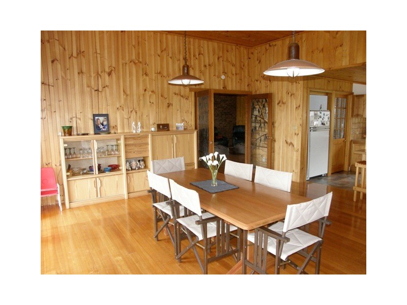 16-18 Seaton Cove Road, Binalong Bay TAS 7216