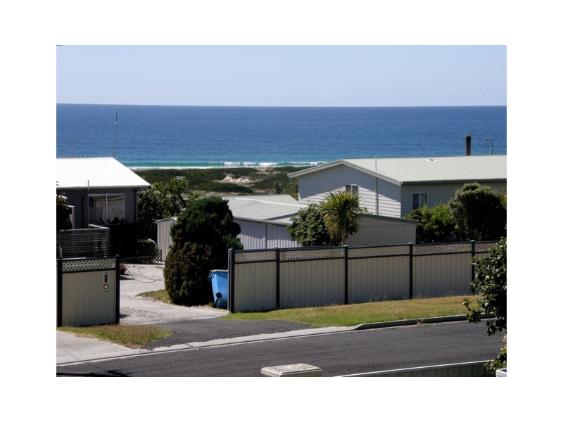 10 George Street, Scamander TAS 7215