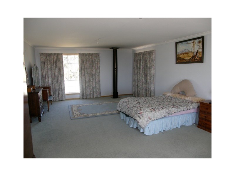 10 George Street, Scamander TAS 7215