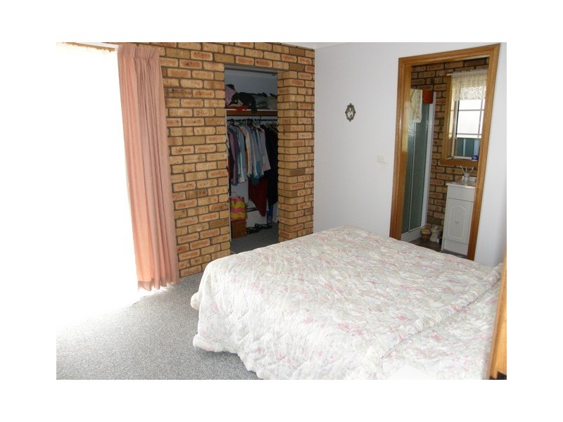 10 George Street, Scamander TAS 7215