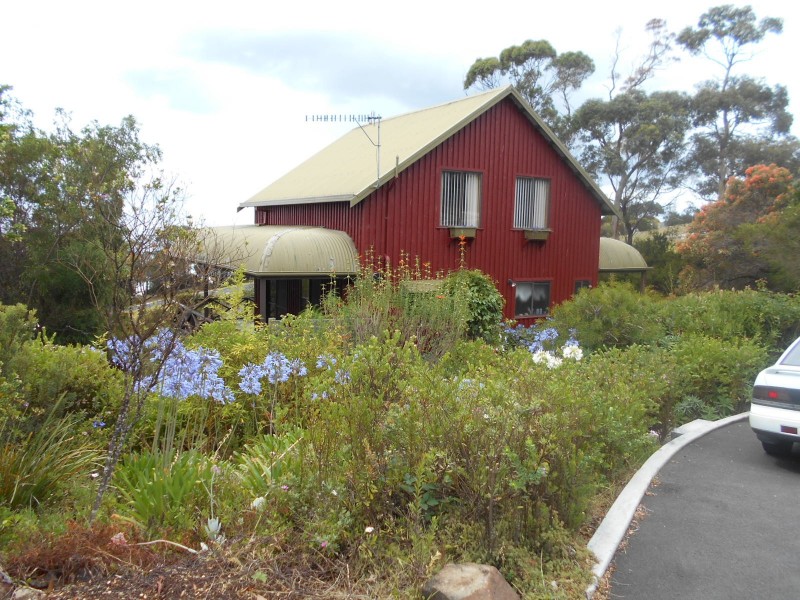 14 Coffey Drive, Binalong Bay TAS 7216