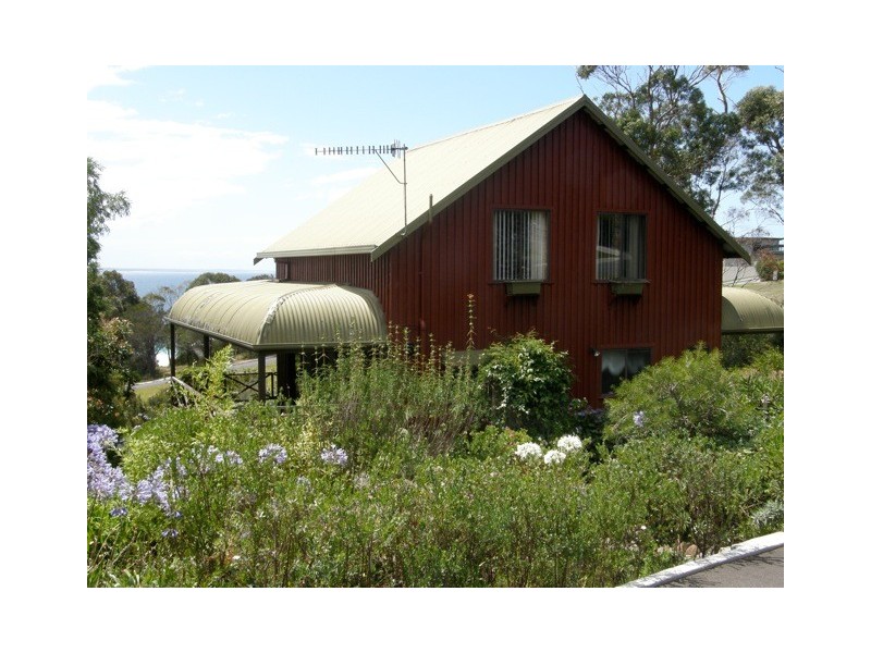 14 Coffey Drive, Binalong Bay TAS 7216