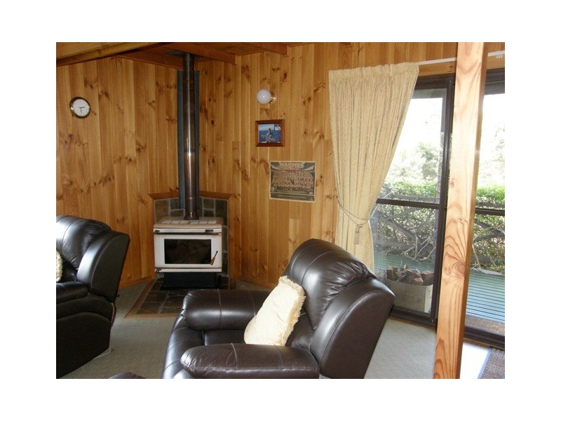 14 Coffey Drive, Binalong Bay TAS 7216