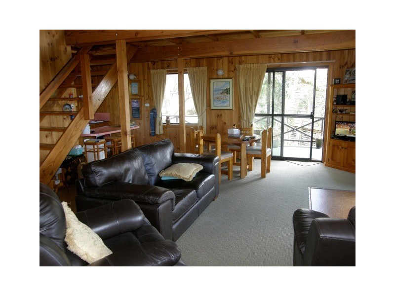 14 Coffey Drive, Binalong Bay TAS 7216