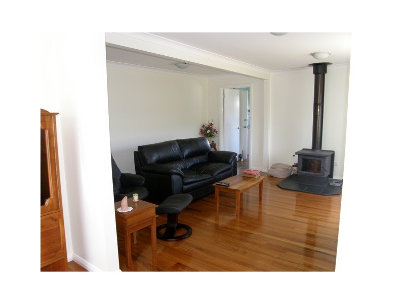 12 Clive Street, St Marys TAS 7215