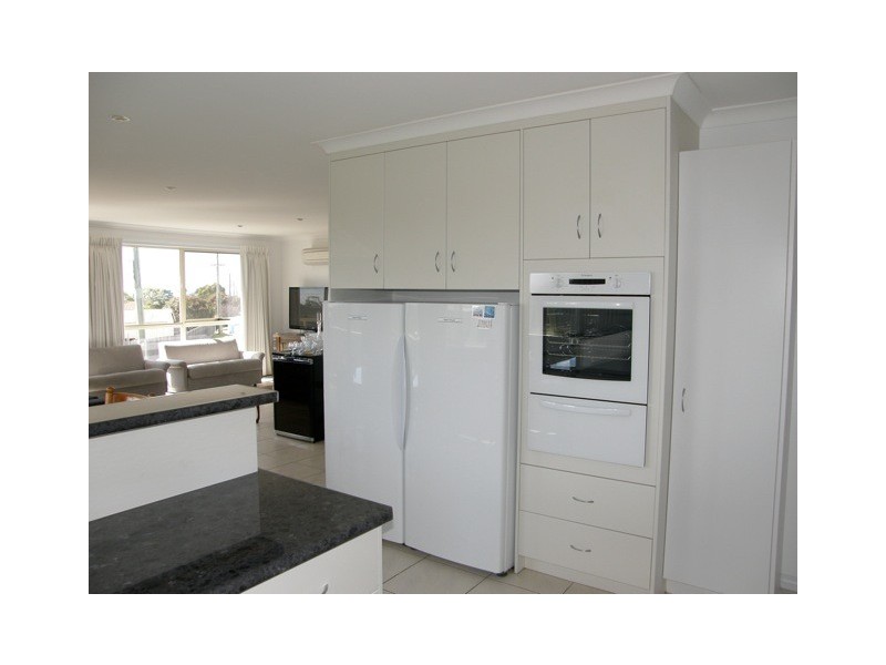 1 Silver Street, Scamander TAS 7215