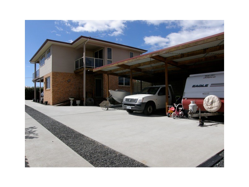 1 Silver Street, Scamander TAS 7215