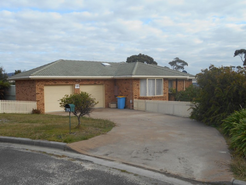 25 Pacific Drive, Binalong Bay TAS 7216