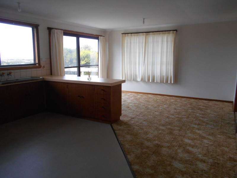 93 Scamander Avenue, Scamander TAS 7215