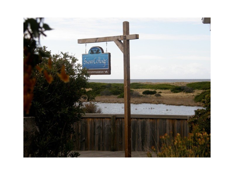 2 Lagoon Esplanade, Scamander TAS 7215