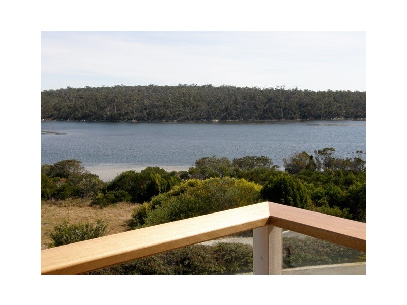 27 Kiama  Parade, Akaroa TAS 7216
