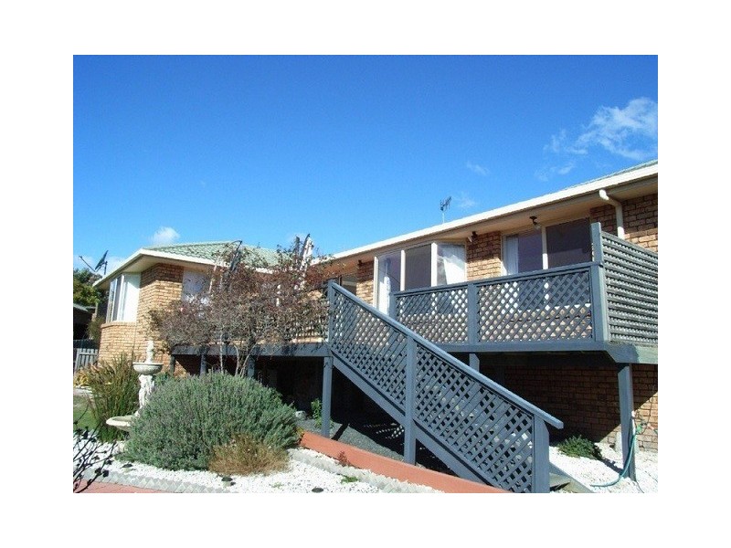 25 Pacific Drive, Binalong Bay TAS 7216