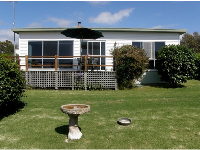 18 Sunbeam Crescent, Beaumaris TAS 7215