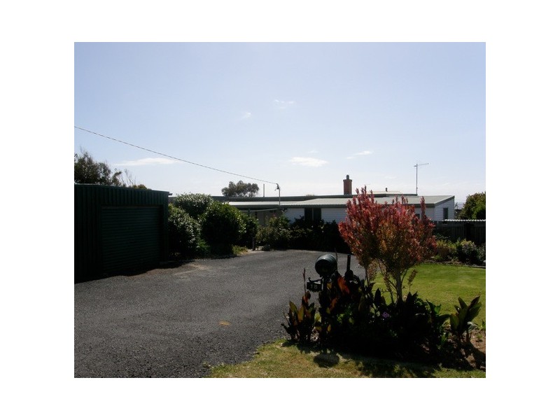 18 Sunbeam Crescent, Beaumaris TAS 7215