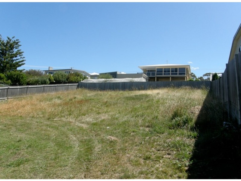 124 Scamander Avenue, Scamander TAS 7215