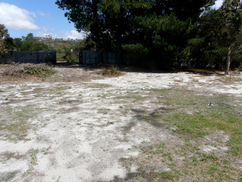 64 Lyall Road, Binalong Bay TAS 7216