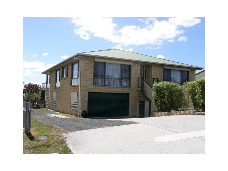 14 Douglas Court, St Helens TAS 7216