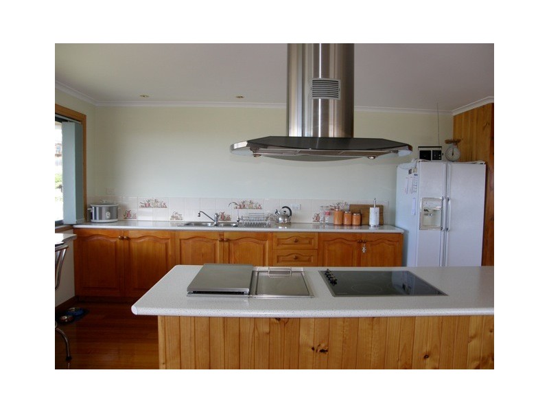 14 Douglas Court, St Helens TAS 7216