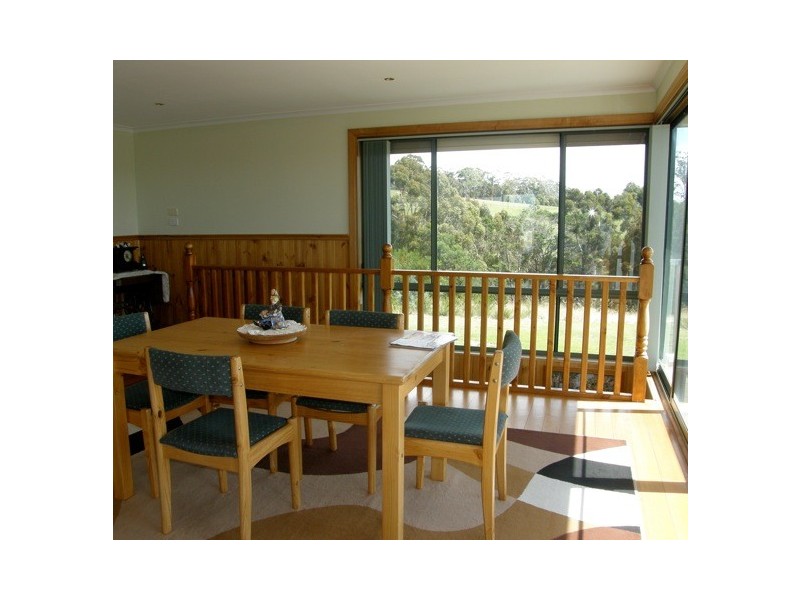 14 Douglas Court, St Helens TAS 7216