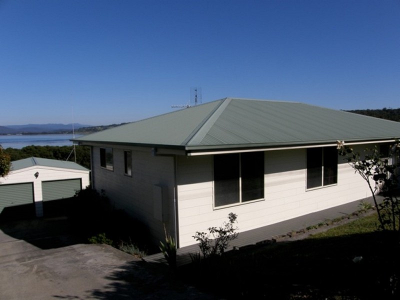 8 Kiama Parade, Akaroa TAS 7216