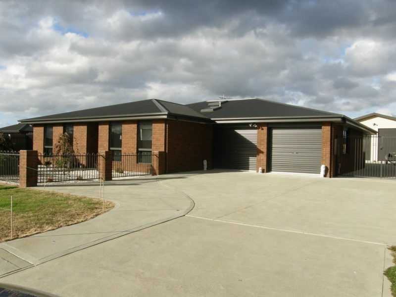 14 Stewart Court, St Helens TAS 7216