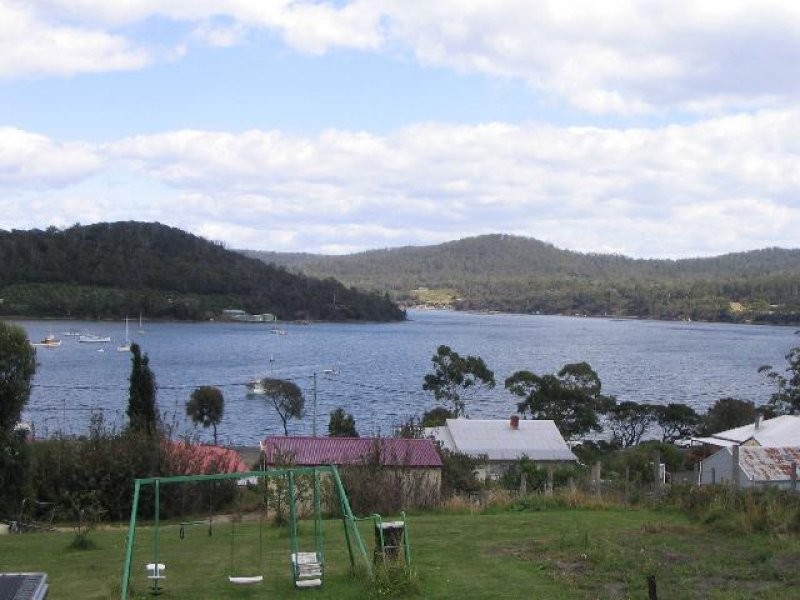 18 Edward Street, Nubeena TAS 7184