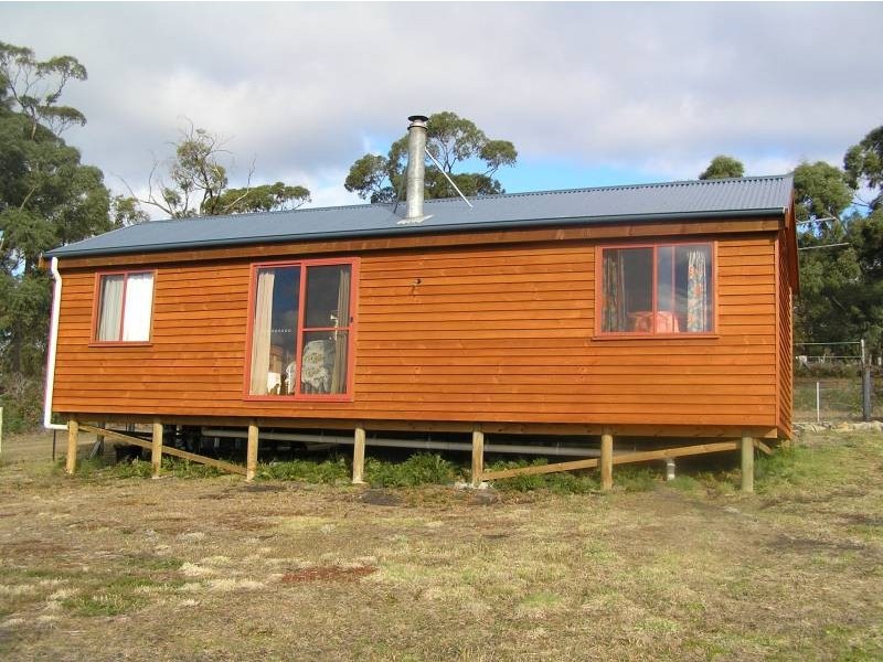 311 Gwandalan Road, Sloping Main TAS 7186