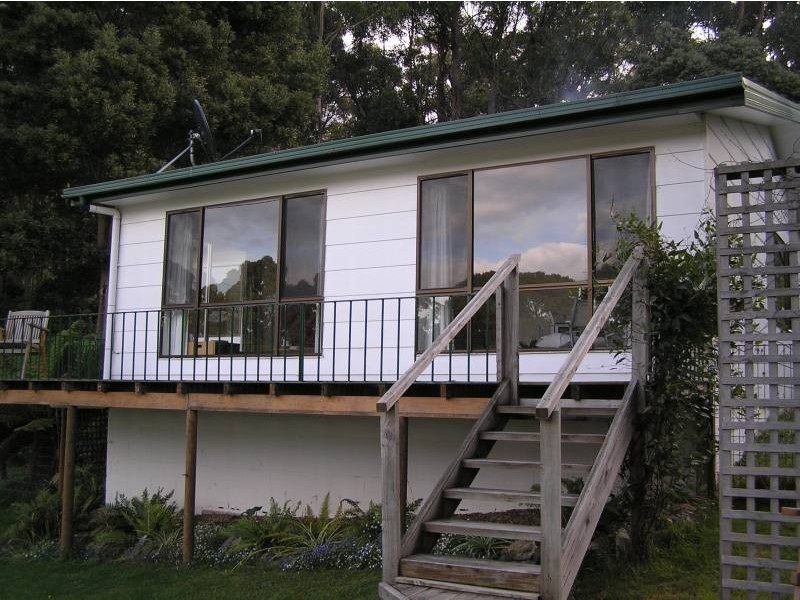 339 Pirates Bay Drive, Eaglehawk Neck TAS 7179