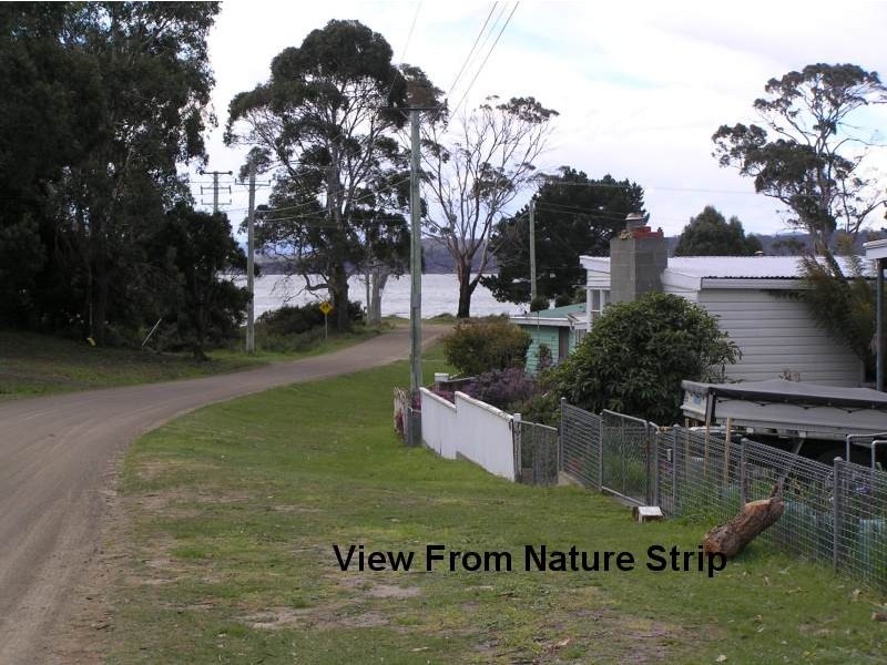 6 Sloping Main Drive, Sloping Main TAS 7186