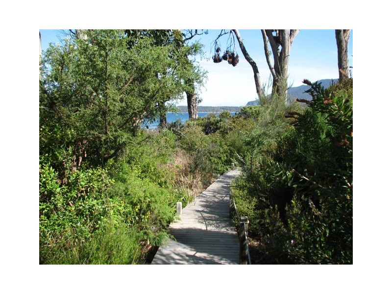 Lot 1, 413 Pirates Bay Drive, Eaglehawk Neck TAS 7179