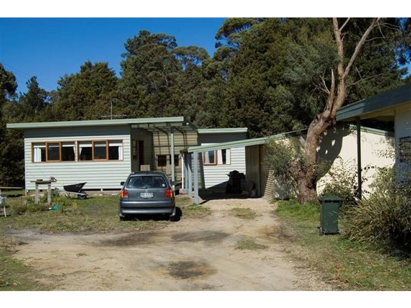 11 Parsons Bay Road, White Beach TAS 7184