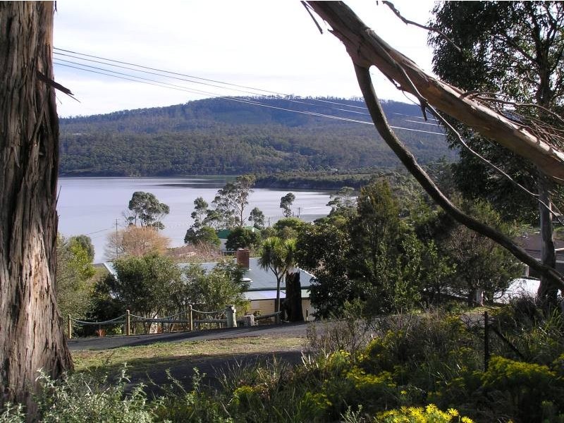 8 Edward Street, Nubeena TAS 7184