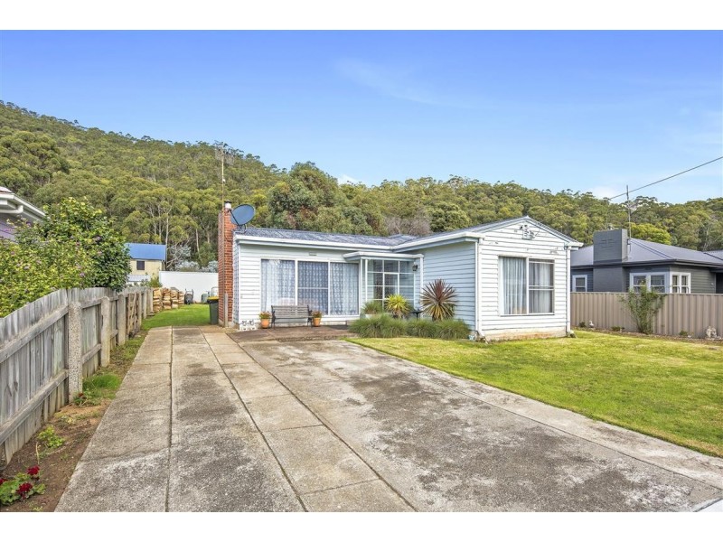 54 River Avenue, Heybridge TAS 7316