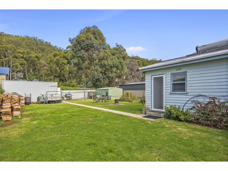 54 River Avenue, Heybridge TAS 7316