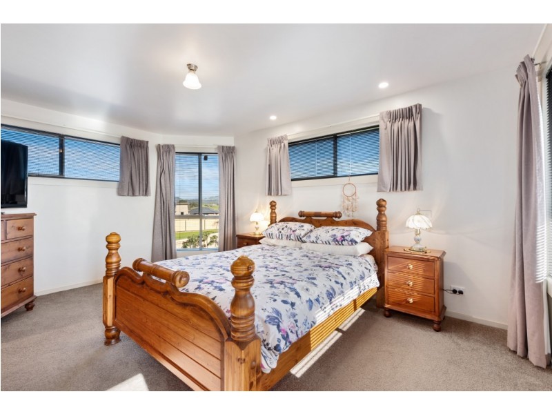 11 Holliview Way, Ulverstone TAS 7315