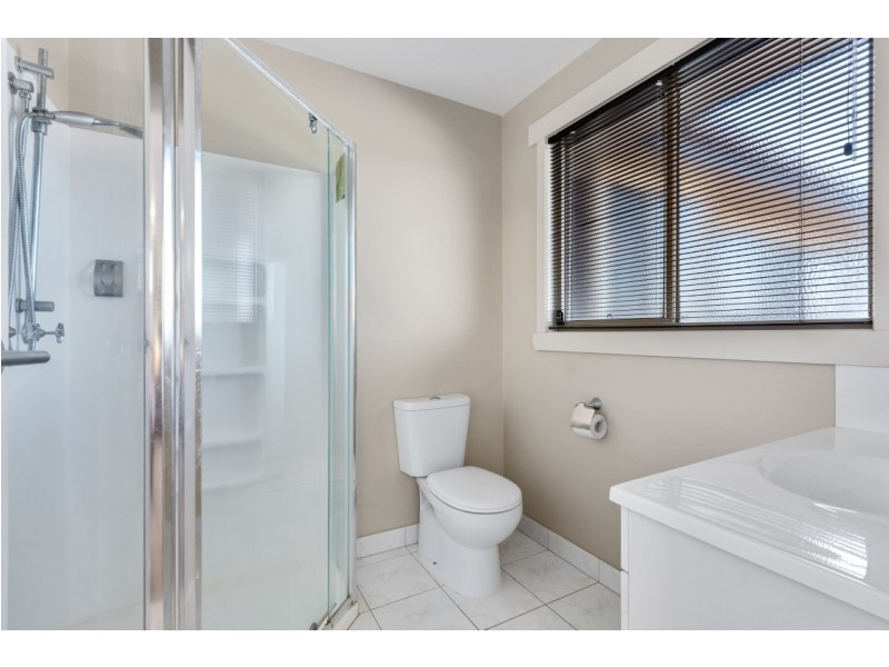 11 Holliview Way, Ulverstone TAS 7315