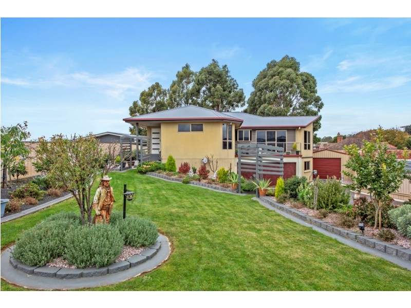 11 Holliview Way, Ulverstone TAS 7315