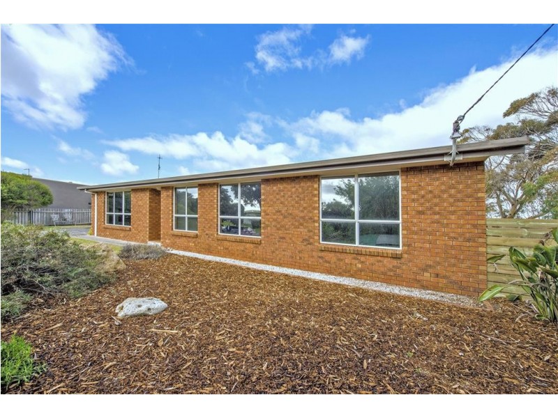26 Turners Avenue, Turners Beach TAS 7315
