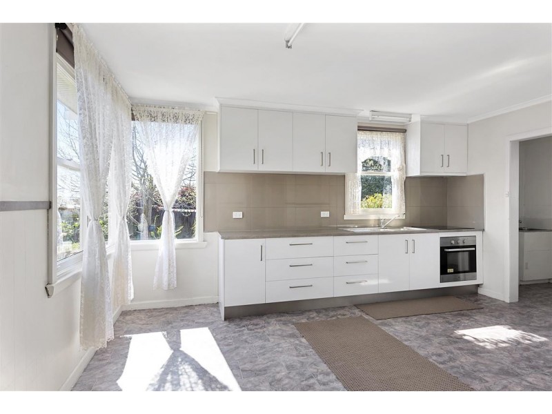 19 McCulloch Street, Ulverstone TAS 7315